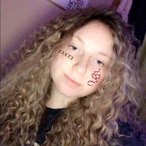 Meet your Posher, Kristal